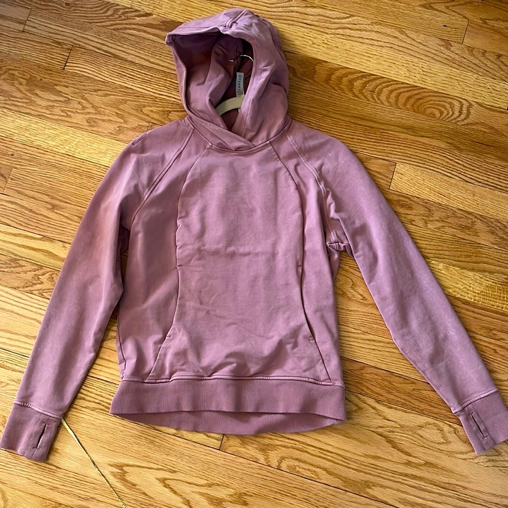 Lululemon size 4 pink pullover hoodie sweatshirt top